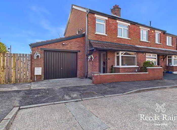 3 Bedroom Semi-Detached House For Sale In Bloomfield Park West, Belfast, BT5