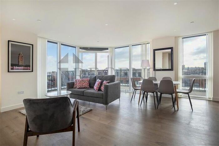 3 Bedroom Flat To Rent In Amphion House, Thunderer Walk, SE18
