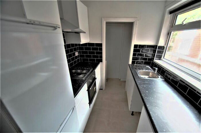 3 Bedroom Terraced House To Rent In St. Michaels Road, Coventry, CV2
