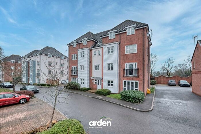 2 Bedroom Flat For Sale In Shottery Close, Redditch, B98