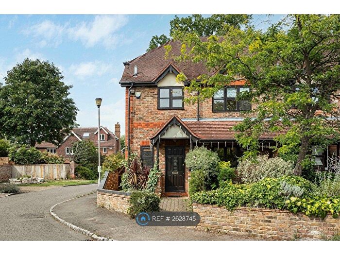 3 Bedroom Semi-Detached House To Rent In Miller Place, Gerrards Cross, SL9