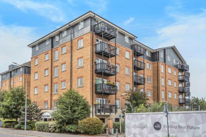 2 Bedroom Apartment To Rent In Baltic Wharf, Gravesend, DA11