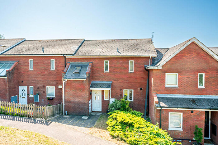 3 Bedroom Terraced House For Sale In Temple Mead, Hemel Hempstead, Hertfordshire, HP2