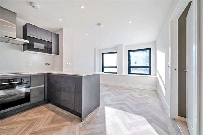 1 Bedroom Property To Rent In Cockfosters Road, Barnet, EN4