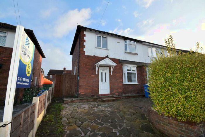 3 Bedroom House To Rent In Forbes Road, Stockport, SK1