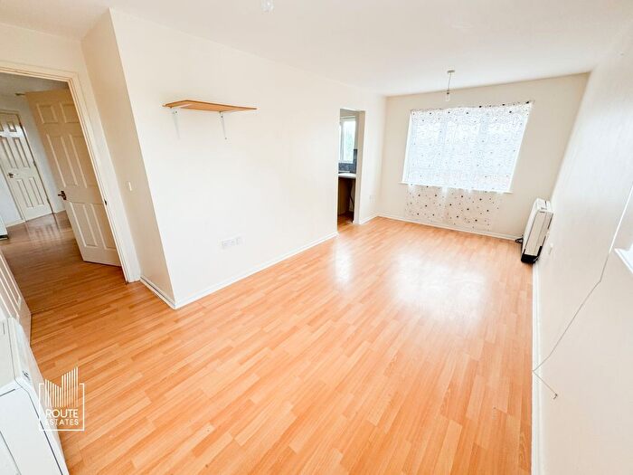 2 Bedroom Flat To Rent In Pentland Close, London, N9