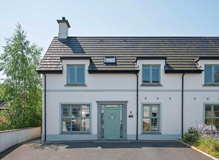 4 Bedroom Semi-Detached House For Sale In Old Holywood Road, Holywood, BT18