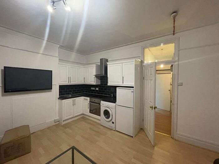 1 Bedroom Property To Rent In Bond Street, London, W5