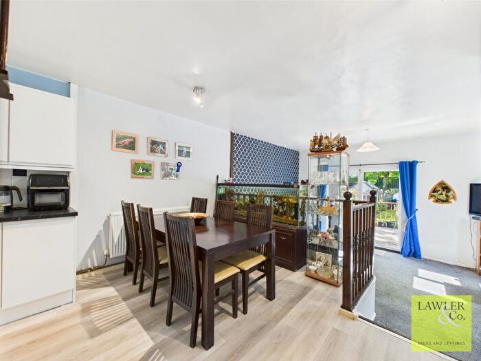 3 Bedroom End Of Terrace House For Sale In Underhill, Romiley, Stockport, Cheshire, SK6