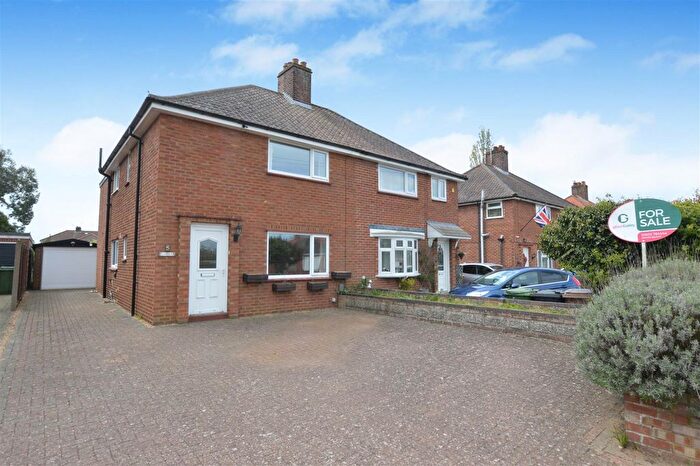4 Bedroom Semi Detached House For Sale In Rimington Road, Sprowston, NR7