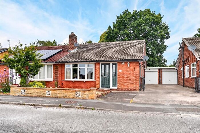 4 Bedroom Semi-Detached Bungalow For Sale In Montague Road, Bishopthorpe, YO23