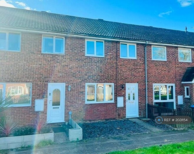 3 Bedroom Terraced House To Rent In Carroll Close, Newport Pagnell, MK16
