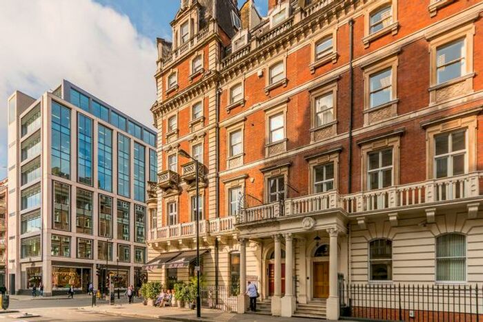 4 Bedroom Flat To Rent In Mandeville Place, Marylebone, London, W1U