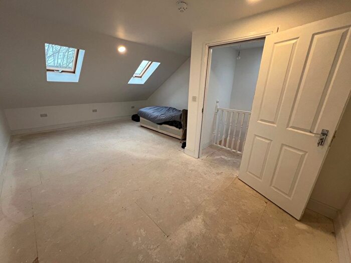 8 Bedroom Terraced House To Rent In St. George's Square, Forest Gate, E7