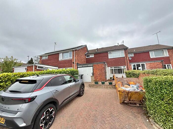 3 Bedroom Mews For Sale In Ullswater, Macclesfield, SK11