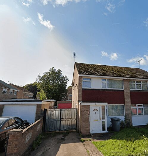 3 Bedroom Semi-Detached House To Rent In Trevino Drive, Leicester, LE4
