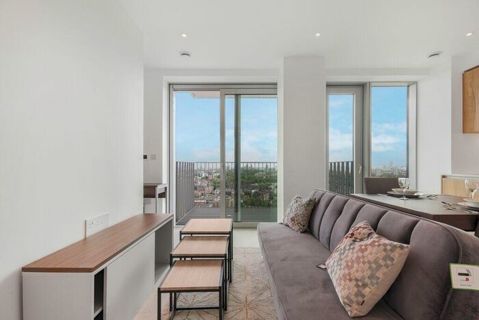 Apartment To Rent In Jacquard Point, Silk District, E1