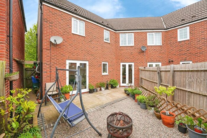 3 Bedroom Semi Detached House For Sale In Woodvale Kingsway, Gloucester, Gloucestershire, GL2