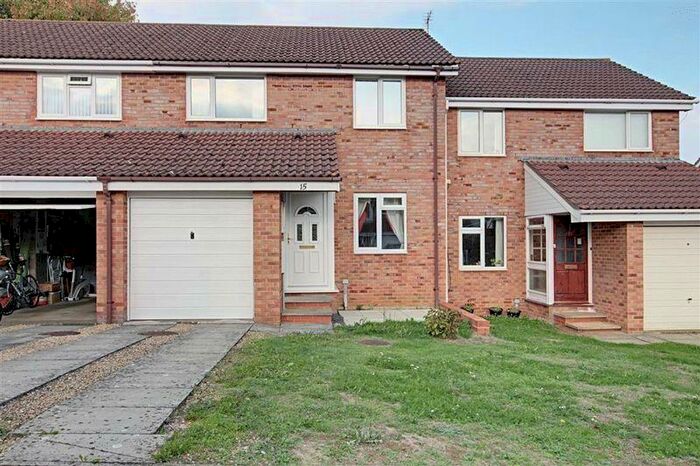 3 Bedroom Semi-Detached House To Rent In Lynwood Drive, Trowbridge, BA14