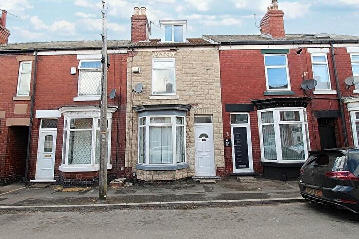 3 Bedroom Terraced House For Sale In Pym Road, Mexborough, S64