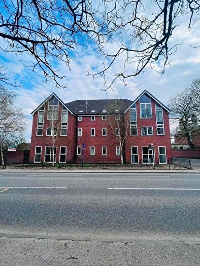 2 Bedroom Maisonette To Rent In Royal Court, Cowburn Street, Wigan, WN2