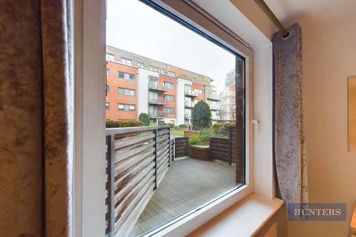 1 Bedroom Flat To Rent In Sirocco, Channel Way, Southampton, SO14