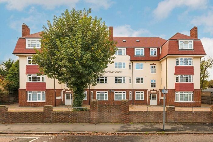 2 Bedroom Flat To Rent In Springfield Road, Kingston Upon Thames, KT1