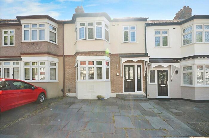 3 Bedroom Terraced House To Rent In Hillcrest Road, Hornchurch, Essex, RM11