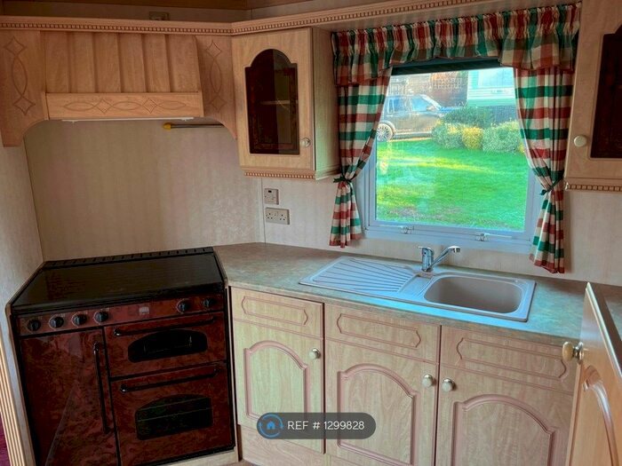 2 Bedroom Mobile/park Home To Rent In The Old Works Station Road, Earls Colne CO6