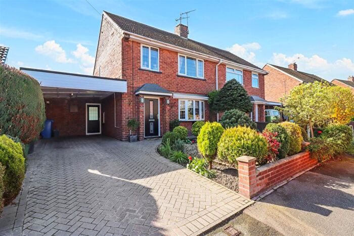 3 Bedroom Semi-Detached House For Sale In Burbage Road, Staveley, Chesterfield, S43