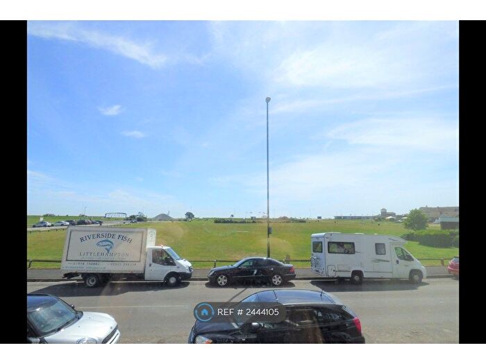 1 Bedroom Flat To Rent In South Terrace, Littlehampton, BN17