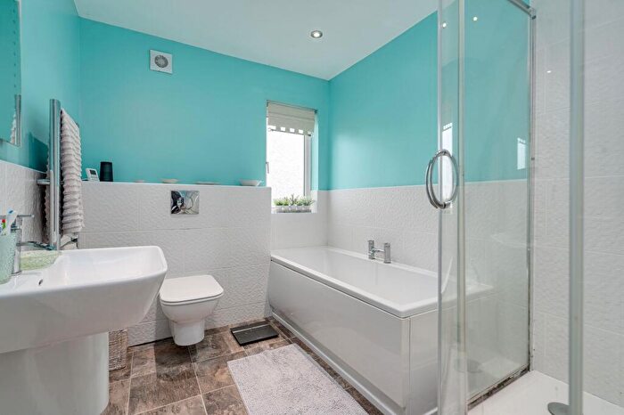 3 Bedroom End Of Terrace House For Sale In Pendle Court, Bolton, BL1
