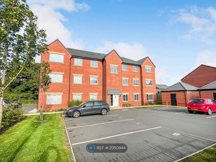 2 Bedroom Flat To Rent In Willowbrook Grange, Shavington, Crewe, CW2