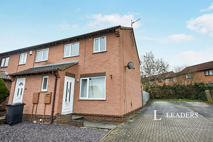 3 Bedroom Terraced House To Rent In John O'Gaunts Way, Belper, Derbyshire, DE56