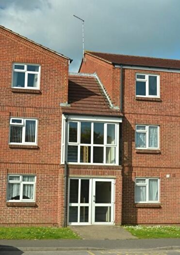 2 Bedroom Flat For Sale In Broadway Park, Stevenson Close, Wimborne, BH21