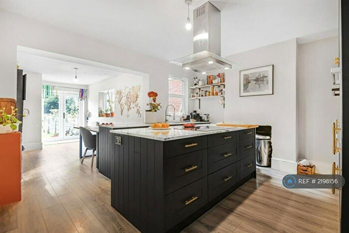 4 Bedroom Terraced House To Rent In Star Road, Reading, RG4