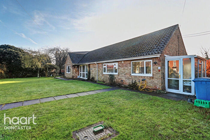 3 Bedroom Detached Bungalow For Sale In High Street, Misterton, Doncaster, DN10