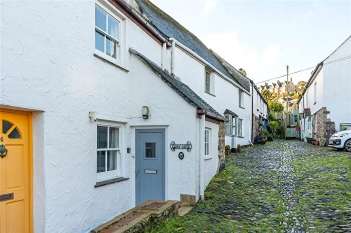 2 Bedroom Terraced House For Sale In Fradgan Place, Newlyn, Penzance, TR18