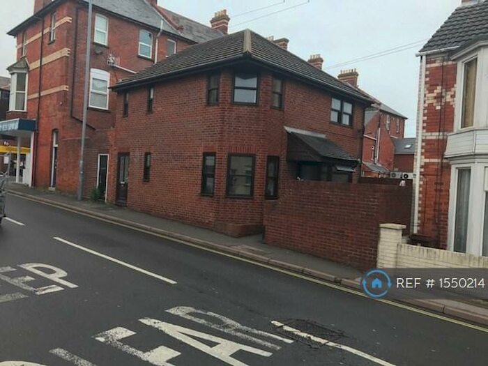 1 Bedroom Flat To Rent In Newstead Road, Weymouth, DT4