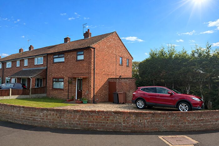 3 Bedroom End Terrace House For Sale In Queens Crescent, Gorleston, NR31