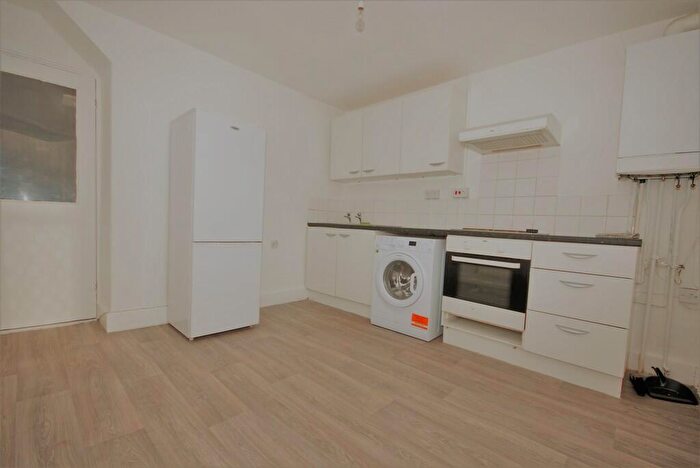 1 Bedroom Flat To Rent In Hastings Road, Southend-on-Sea, SS1