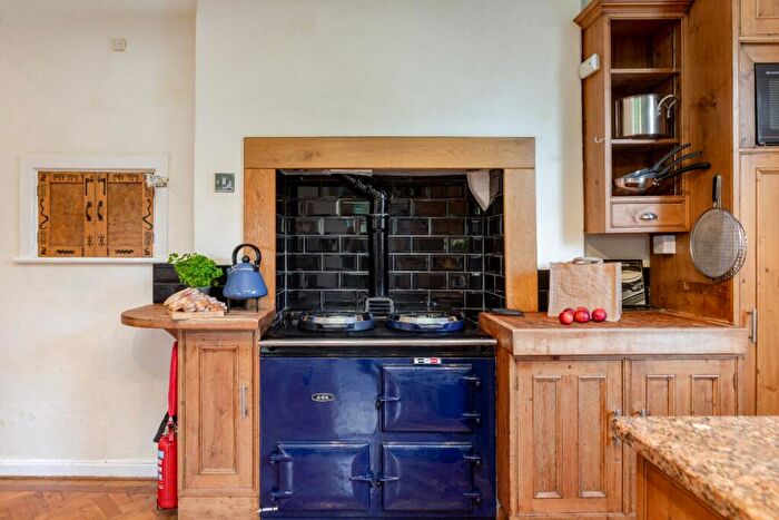 6 Bedroom Detached House For Sale In Beckside, Catterick, Richmond, DL10