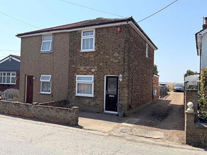 2 Bedroom Cottage For Sale In Fairview Cottages, Princess Margaret Road, East Tilbury Village, Thurrock, RM18