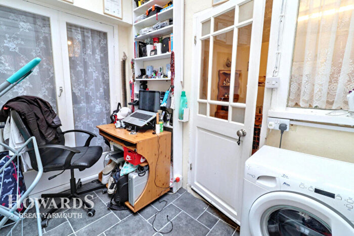 3 Bedroom Terraced House For Sale In Nelson Road Central, Great Yarmouth, NR30