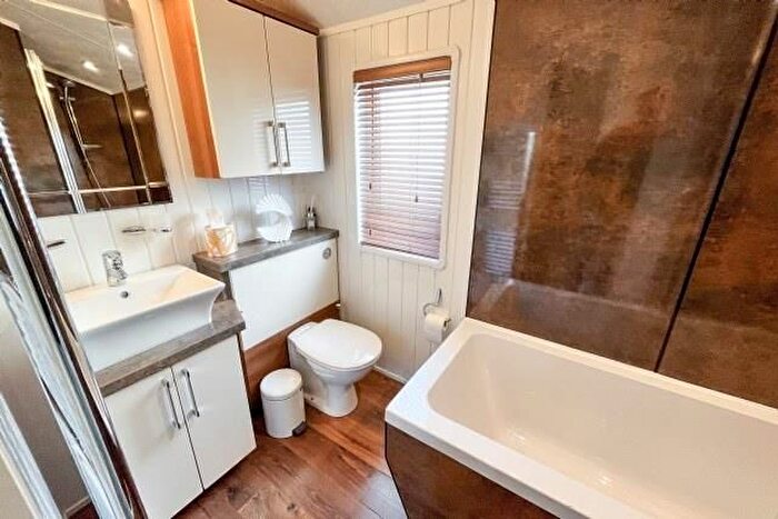 3 Bedroom Detached Bungalow For Sale In Kestrel Way, Sandy Bay, Exmouth, EX8