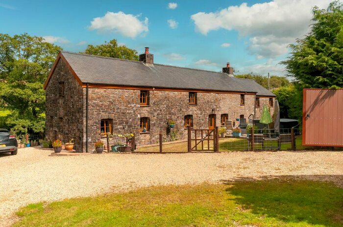 4 Bedroom Detached House For Sale In Henrhyd Cottage, Powys, SA10