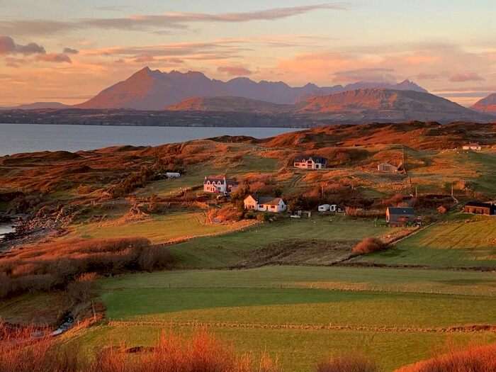 1 Bedroom Cottage For Sale In Tarskavaig, Isle Of Skye, IV46