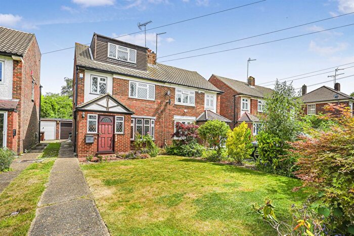 4 Bedroom Semi Detached House For Sale In Hawkwood Crescent, North Chingford, E4