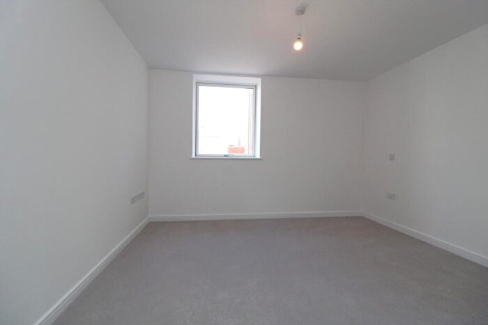 2 Bedroom Apartment To Rent In Hutton Road, Shenfield, CM15