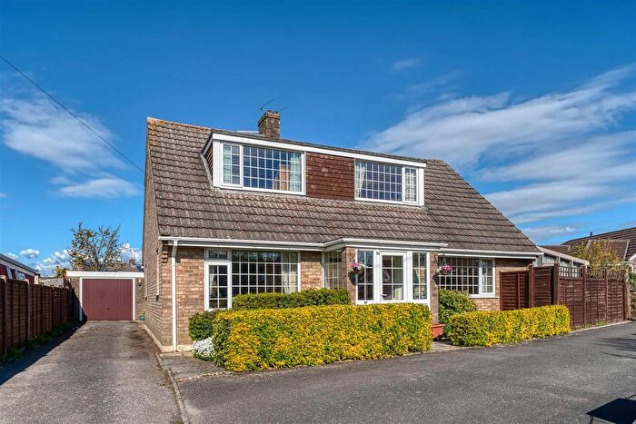 3 Bedroom Detached Bungalow For Sale In Carent Close, Marnhull, Sturminster Newton, DT10